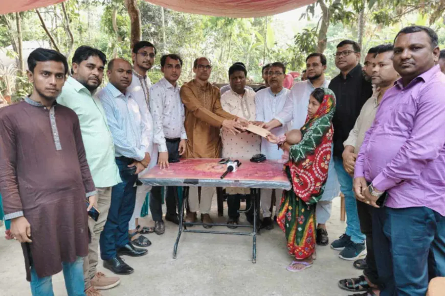 বরগুনায় ধর্ষিতা কিশোরীর পরিবারের পাশে জন্মাষ্টমী উদযাপন পরিষদ বাংলাদেশ