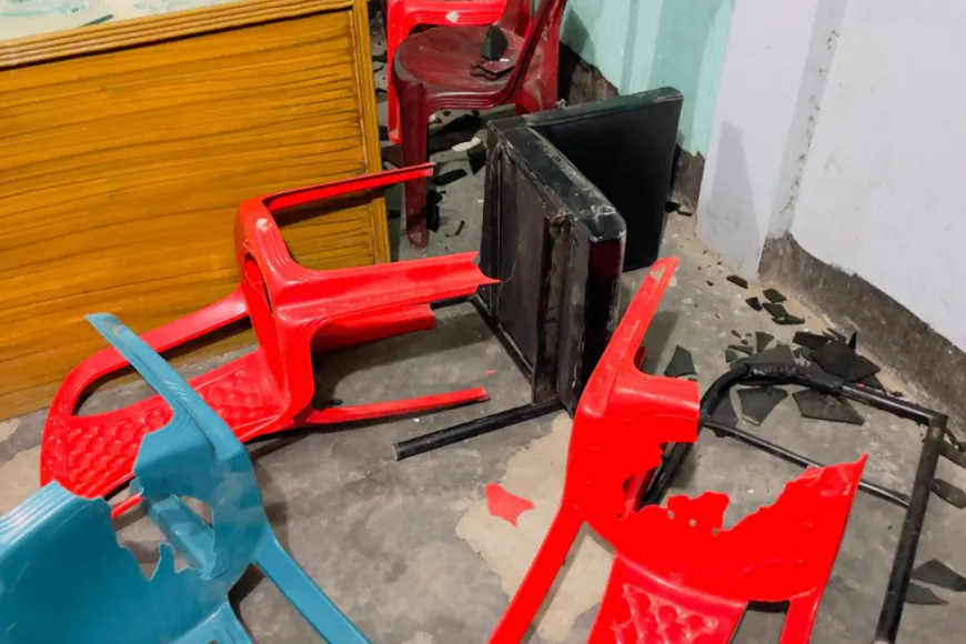 যুবলীগ-ছাত্রলীগ মিলে ছাত্রদল নেতার অফিস ভাঙচুর