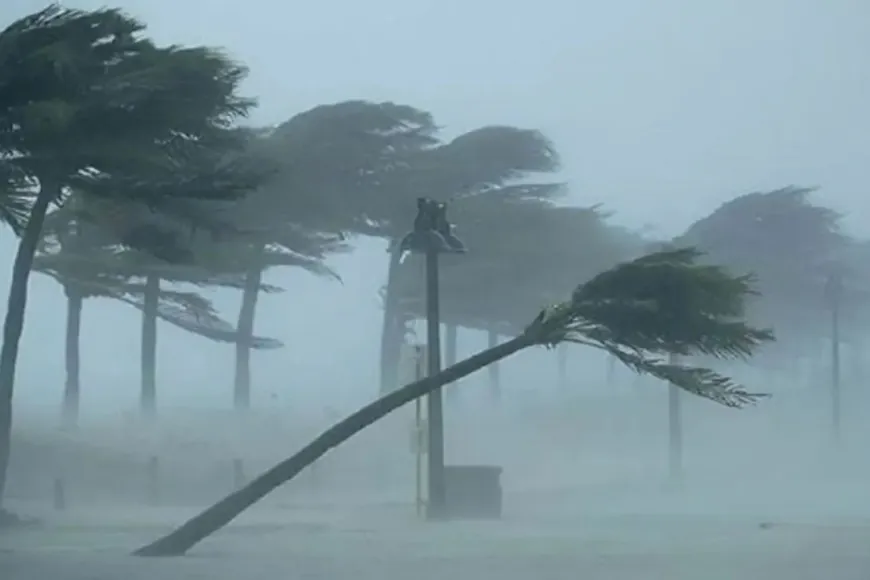 সকালের মধ্যে ৬০ কিলোমিটার বেগে ঝড়ের শঙ্কা