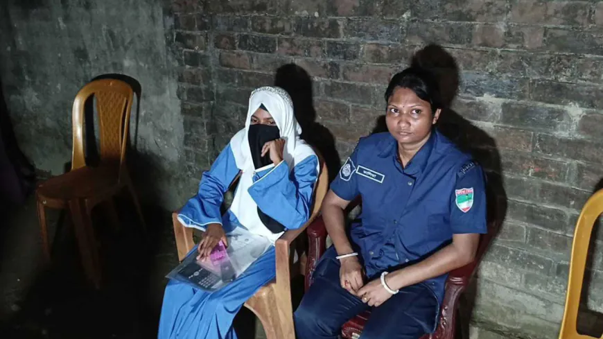 বিয়ের দাবিতে প্রেমিকের বাড়িতে এসএসসি পরীক্ষার্থী