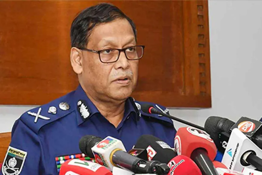 পুলিশ বড় জোর শর্টগান রাখতে পারবে : আইজিপি