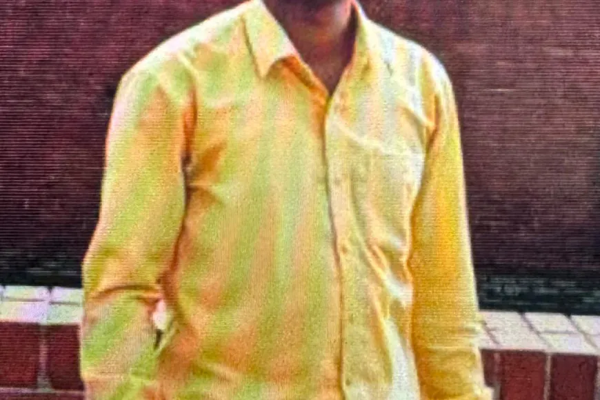 আওয়ামীলীগের দোসর পিস্তল রায়হান এখনো স্বরাষ্ট্র মন্ত্রণালয় বহাল