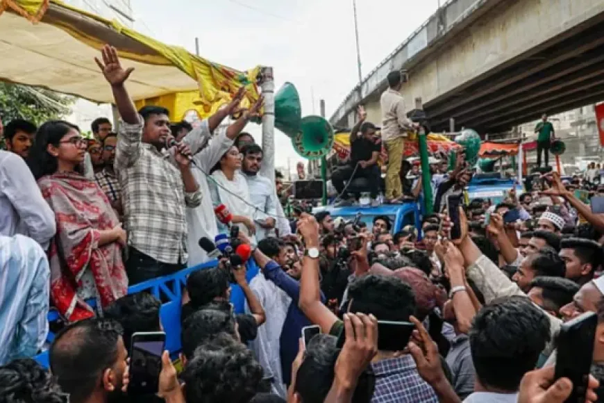 টাকার কাছে বিক্রি হওয়া যাবে না, যোগ্যপ্রার্থীকে ভোট দিতে হবে: হাসনাত
