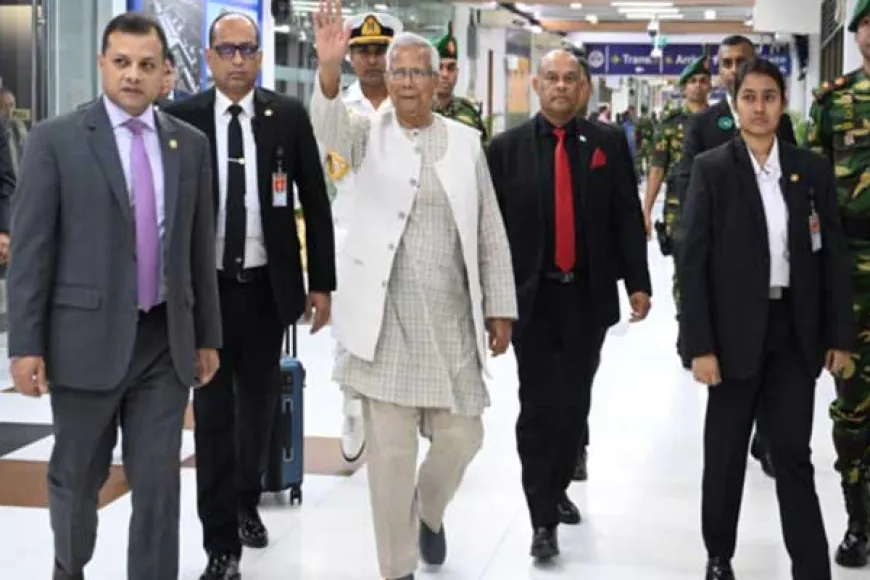 জাপানের উদ্দেশে ঢাকা ছেড়েছেন প্রধান উপদেষ্টা