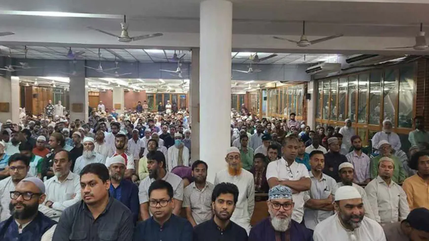 ছোট ছেলের ইমামতিতে হলো ব্যারিস্টার রাজ্জাকের প্রথম জানাজা
