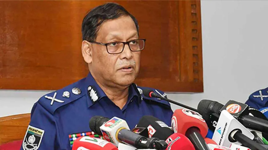 পুলিশ বড় জোর শর্টগান রাখতে পারবে : আইজিপি