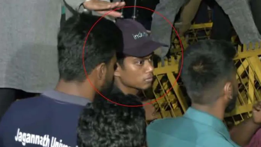 উপদেষ্টাকে বোতল ছুড়ে মারার ঘটনাটি ছিল অনাকাঙ্ক্ষিত : জবি শিক্ষার্থী