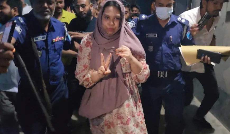 ‘জয় বাংলা’ স্লোগান দেওয়ায় আ.লীগ নেত্রীকে যা করলো জনতা