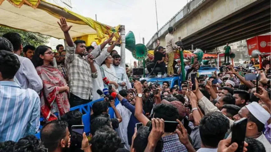 টাকার কাছে বিক্রি হওয়া যাবে না, যোগ্যপ্রার্থীকে ভোট দিতে হবে: হাসনাত