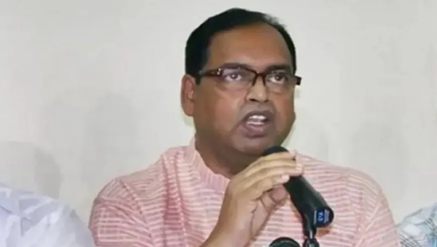 নির্বাচনের ডেট না দিলে বিএনপিই দিয়ে দেবে: দুদু