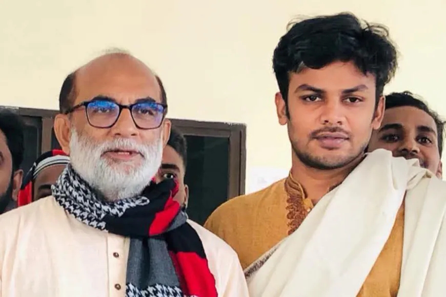 সাবেক মন্ত্রীর পালানোর বর্ণনা দিয়ে নিষিদ্ধ ছাত্রলীগ নেতার স্ট্যাটাস