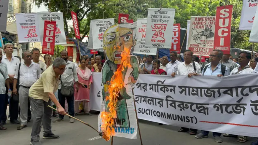 ইরানে মার্কিন হামলার প্রতিবাদে কলকাতায় বিক্ষোভ, ট্রাম্পের কুশপুত্তলিকা দাহ