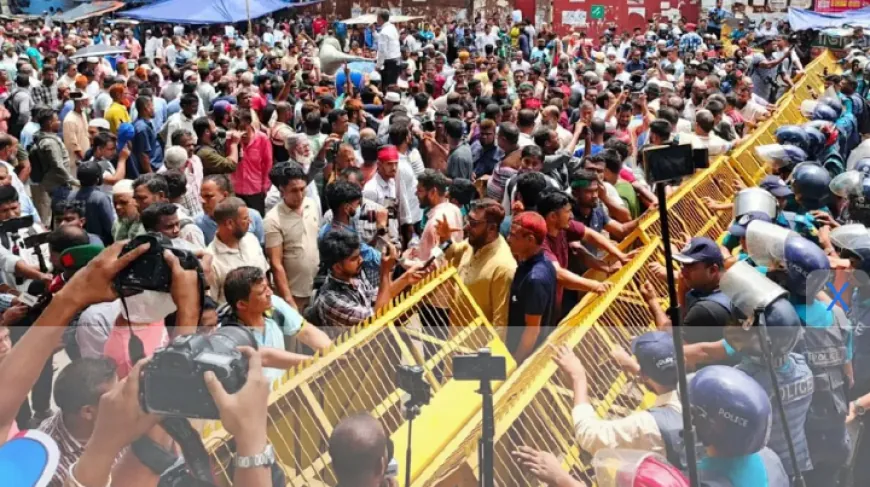 চাকরিচ্যুত বিডিআর সদস্যরা শাহবাগ অবরোধ