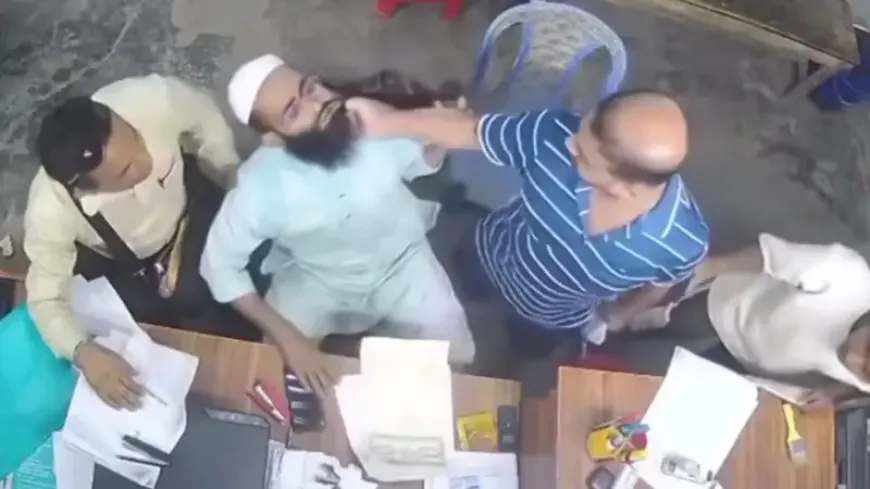 চাঁদা না দেওয়ায় দাড়ি ধরে টান-অকথ্য গালাগালি, ভিডিও ভাইরাল, যা জানা গেল