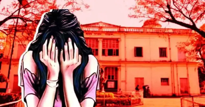 ছাত্রীকে কুপ্রস্তাব, গণিত শিক্ষকের ফোনে যা পেল পুলিশ