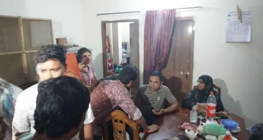 সন্তানকে সম্পত্তি বুঝিয়ে দিয়ে স্ত্রীকে হত্যা, অতঃপর…
