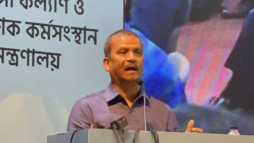 সরকারি অফিসে ৫০ ভাগ লোক কাজ করে না: আসিফ নজরুল, বেরিয়ে এলো চাঞ্চল্যকার তথ্য