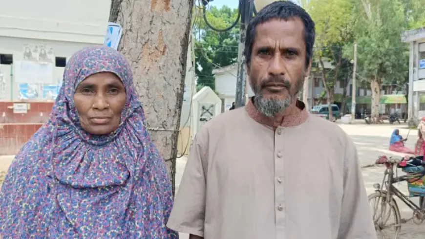 সম্পত্তি ছেলেদের দখলে, বাবা-মায়ের ঠাঁই এখন টয়লেটের পাশে বিদ্যুৎবিহীন ঘরে
