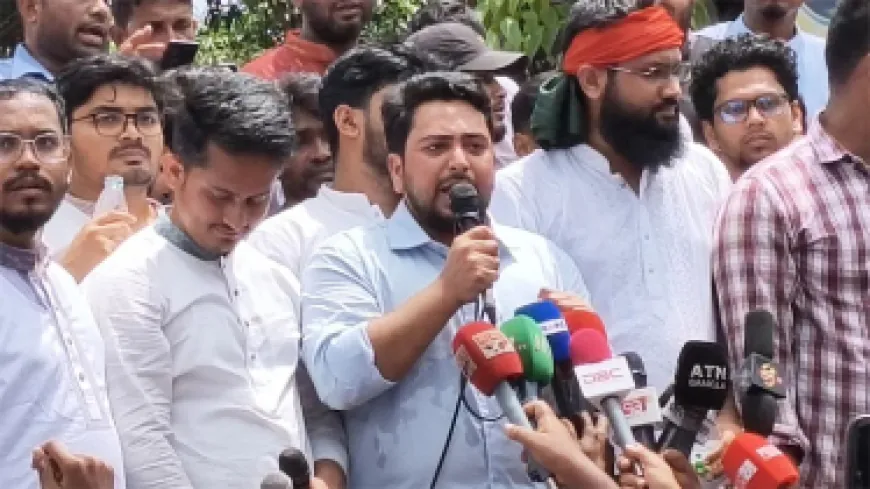 এবার রাজপথে নামা নিয়ে যে কঠোর বার্তা দিলেন নাহিদ ইসলাম