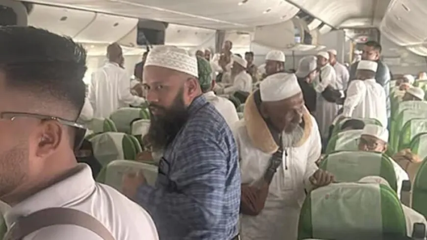 ৩৮৭ হজযাত্রী নিয়ে রানওয়ের মাঝপথে আটকে গেছে উড়োজাহাজ