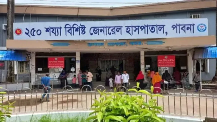 থানায় কনস্টেবলকে স্যার ডেকে এসআই পরিচয় দিলেন তরুণী, এরপর যা ঘটল