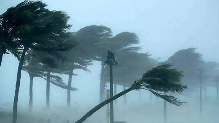 সন্ধ্যার মধ্যে ১৫ জেলায় ৬০ কিলোমিটার বেগে ঝড়ের আভাস