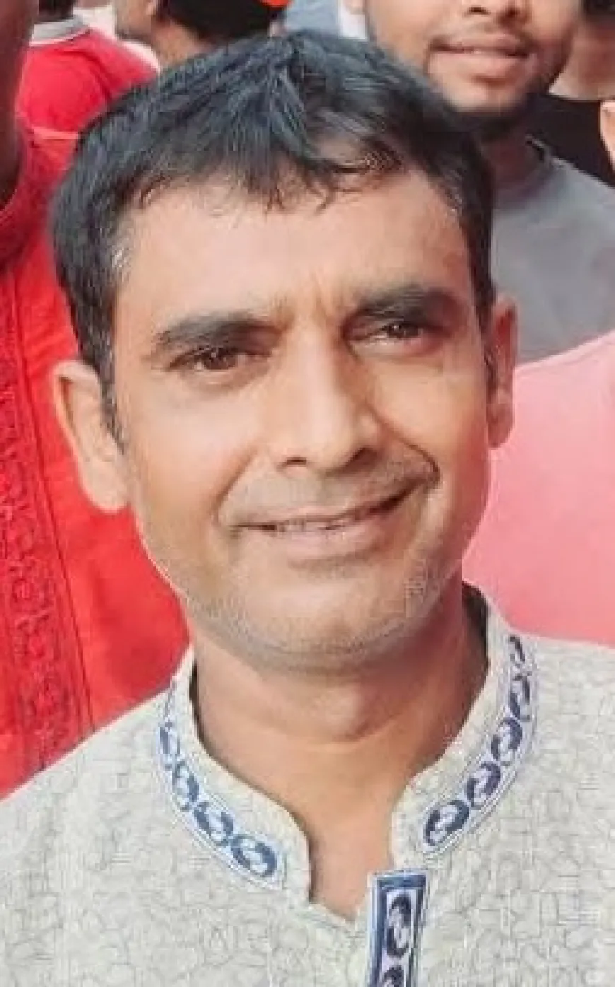 ফেনীতে চাঁদা না দেয়ায় দুই ব্যবসায়ীকে কুপিয়েছে শ্রমিকদল নেতা