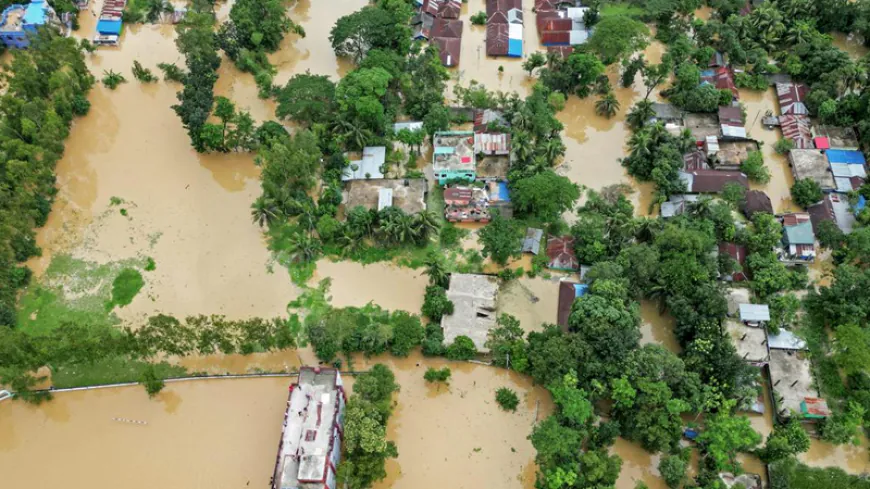 দেশে বড় ধরনের বন্যার আশঙ্কার কথা জানালেন আবহাওয়াবিদ পলাশ, প্লাবিত হতে পারে ৩০ জেলা